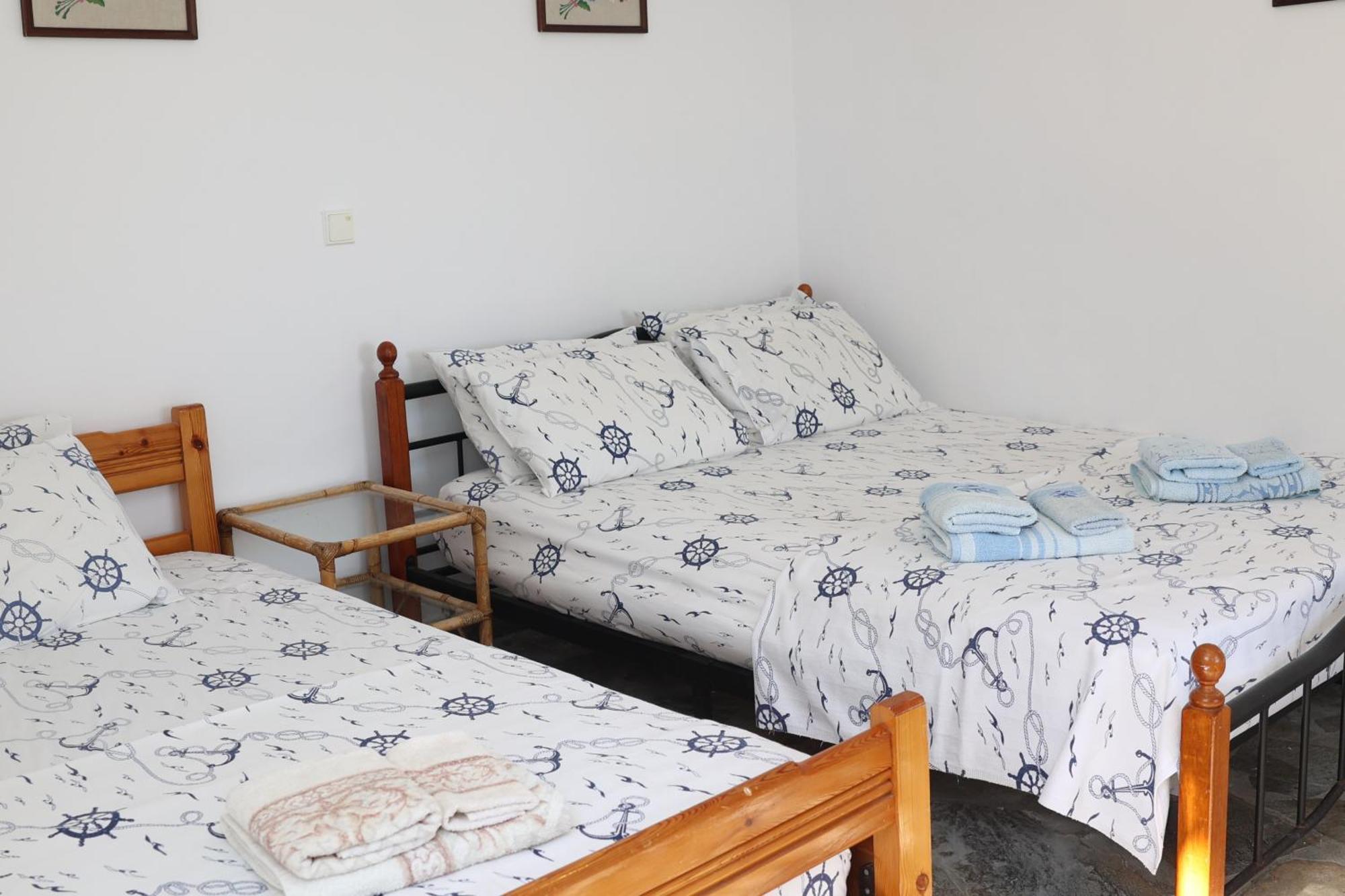 Δωμάτια Κόκκινος Πύργος Plomari ภายนอก รูปภาพ