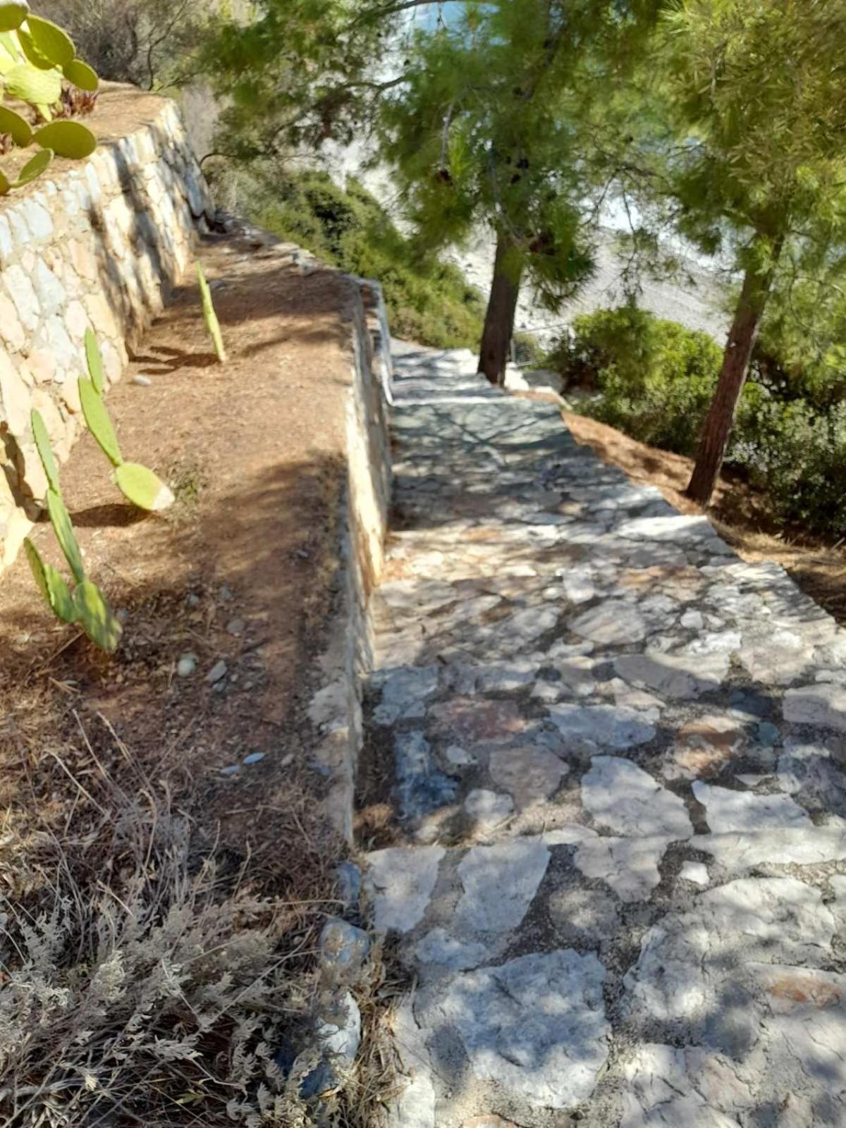 Δωμάτια Κόκκινος Πύργος Plomari ภายนอก รูปภาพ